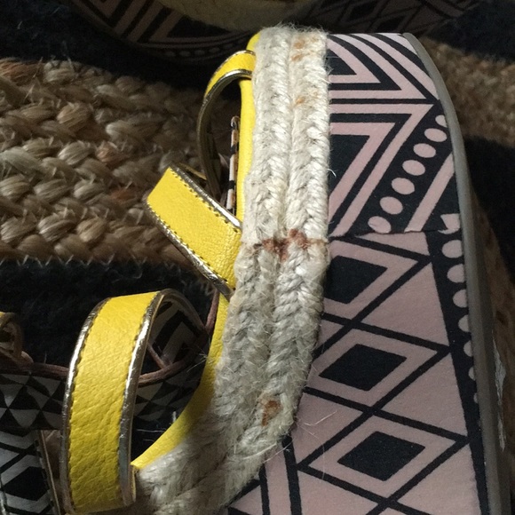 Jessica Simpson Ginny Wedges - Picture 6 of 6